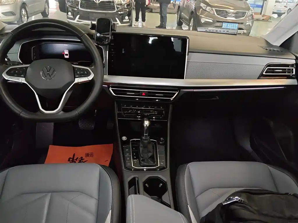 Volkswagen Lavida 2023 Model 280TSI DSG Eternal Edition фото 9