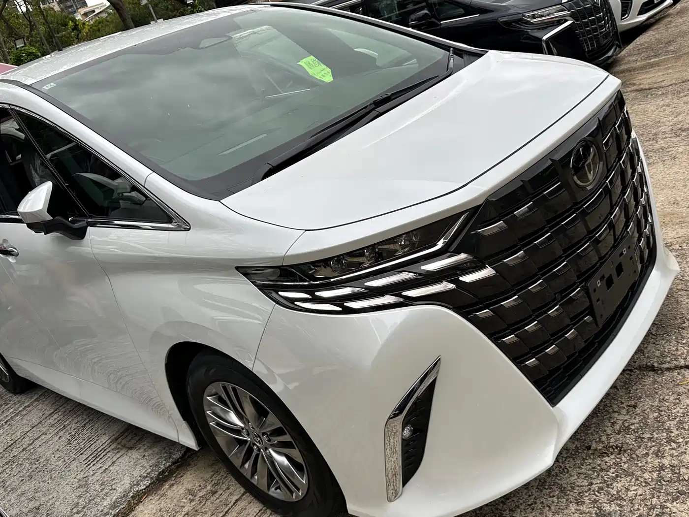 Toyota Alphard 2024 Hybrid 2.5L Prestige Edition фото 3