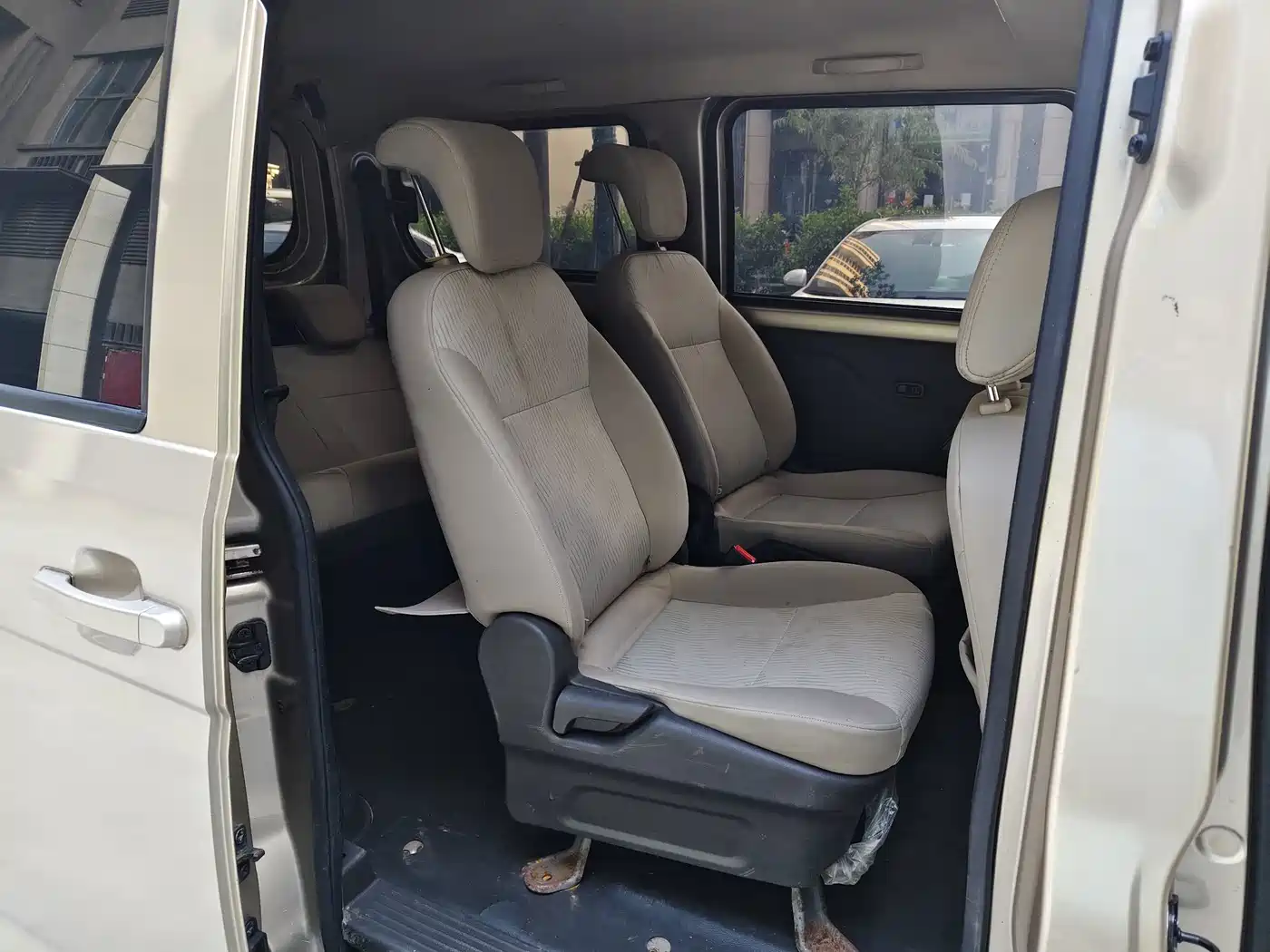 Wuling Motors Wuling Rongguang V 2017 2016 1.5L Standard