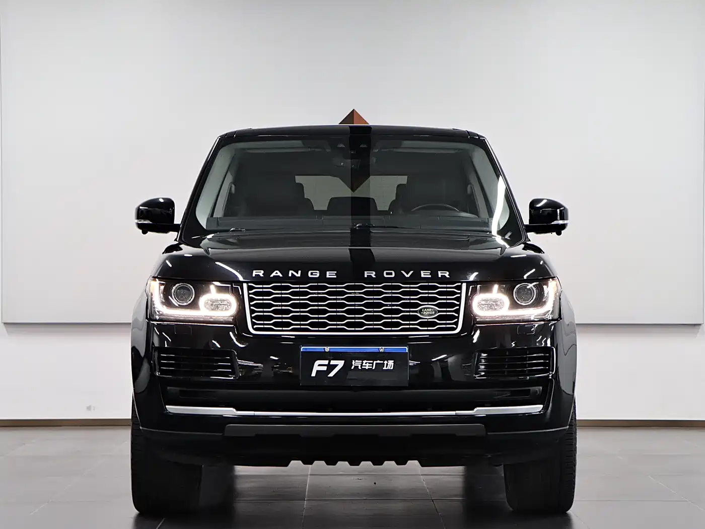 Land Rover Range Rover 2017 3.0 SC V6 Vogue фото 2