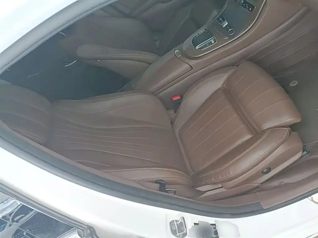 Mercedes-Benz E-Class 2020 E 260 L фото 25