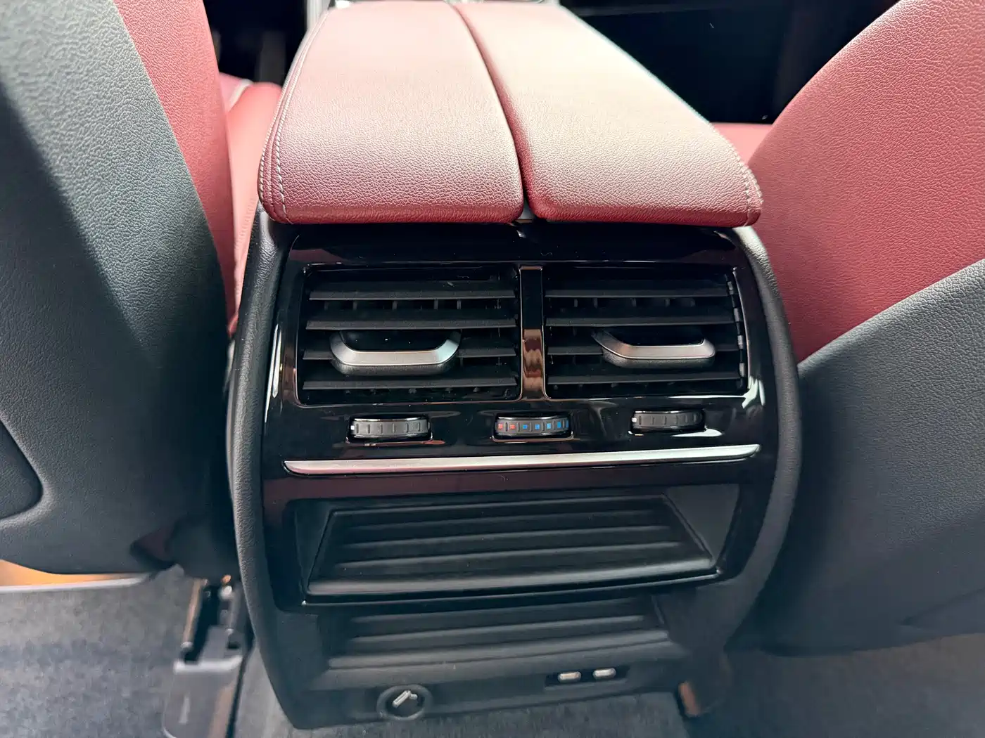 BMW 5 Series 2022 530Li Leading M Sport Package фото 9