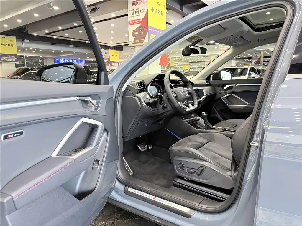 Audi Q3 2022 Model 40 TFSI RS Kit Speed Edition фото 4