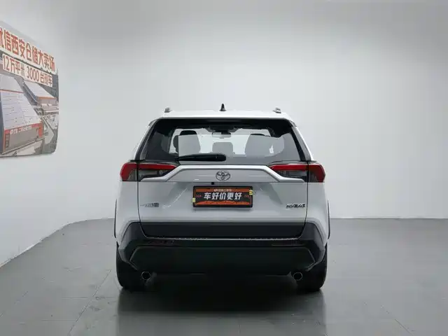 Toyota RAV4 Rongfang 2022 2.0L CVT 2WD Urban Edition — фото 4