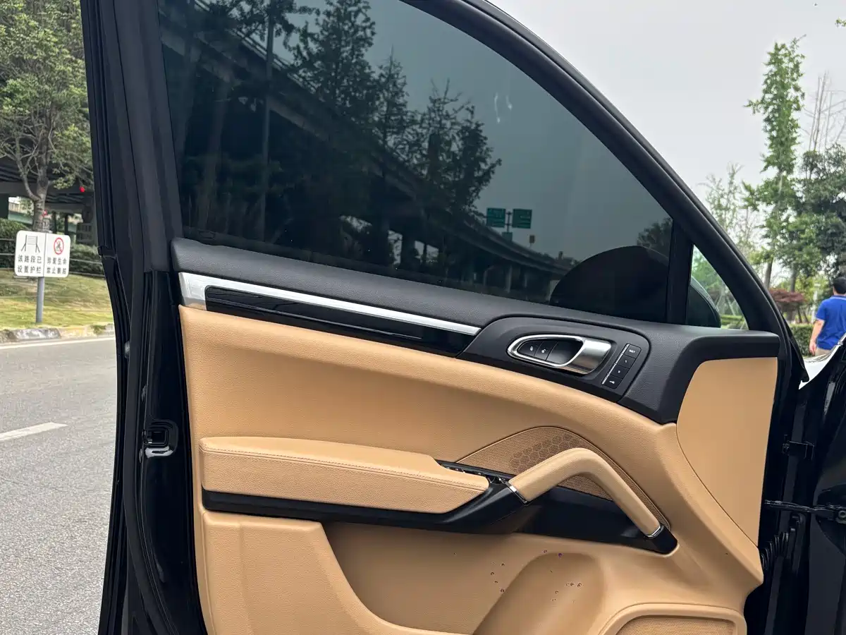Porsche Cayenne 2016 Cayenne 3.0T фото 4
