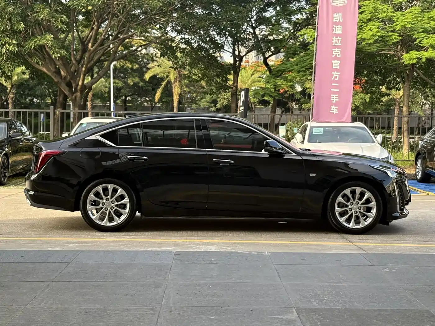Cadillac CT5 2022 28T Luxury (Standard) фото 4