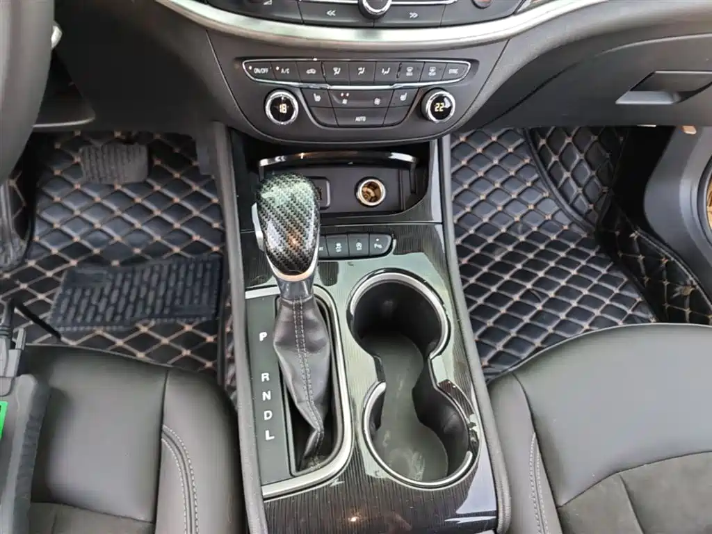 Buick Verano 2017 Sedan 20T DCT Elite фото 14