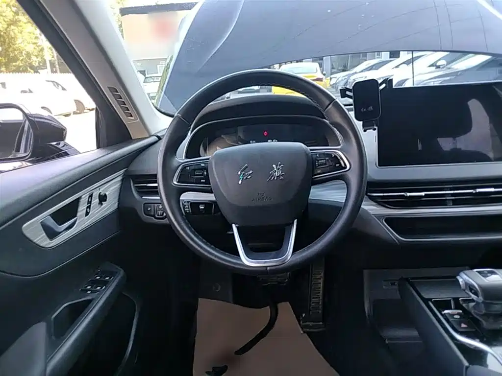 Hongqi E-QM5 2023 620km PLUS фото 10