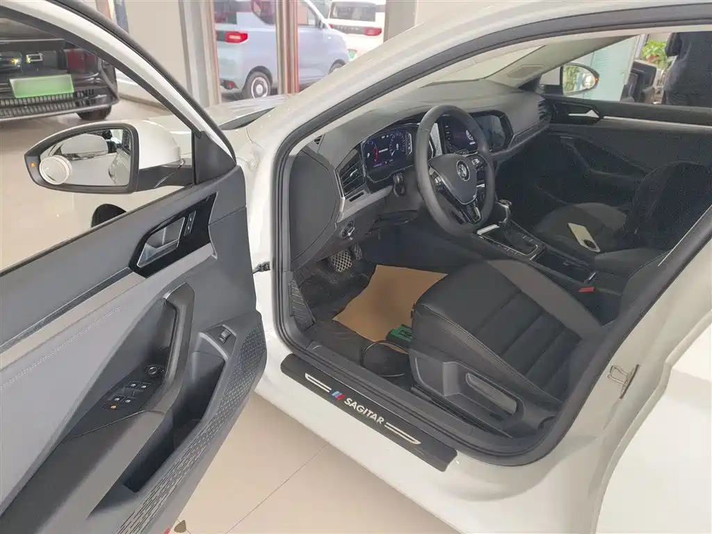 Volkswagen Sagitar 2022 280TSI DSG Soaring Edition фото 16