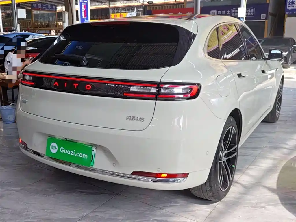 AITO Wenjie AITO M5 2025 Extended Range Ultra AWD фото 7