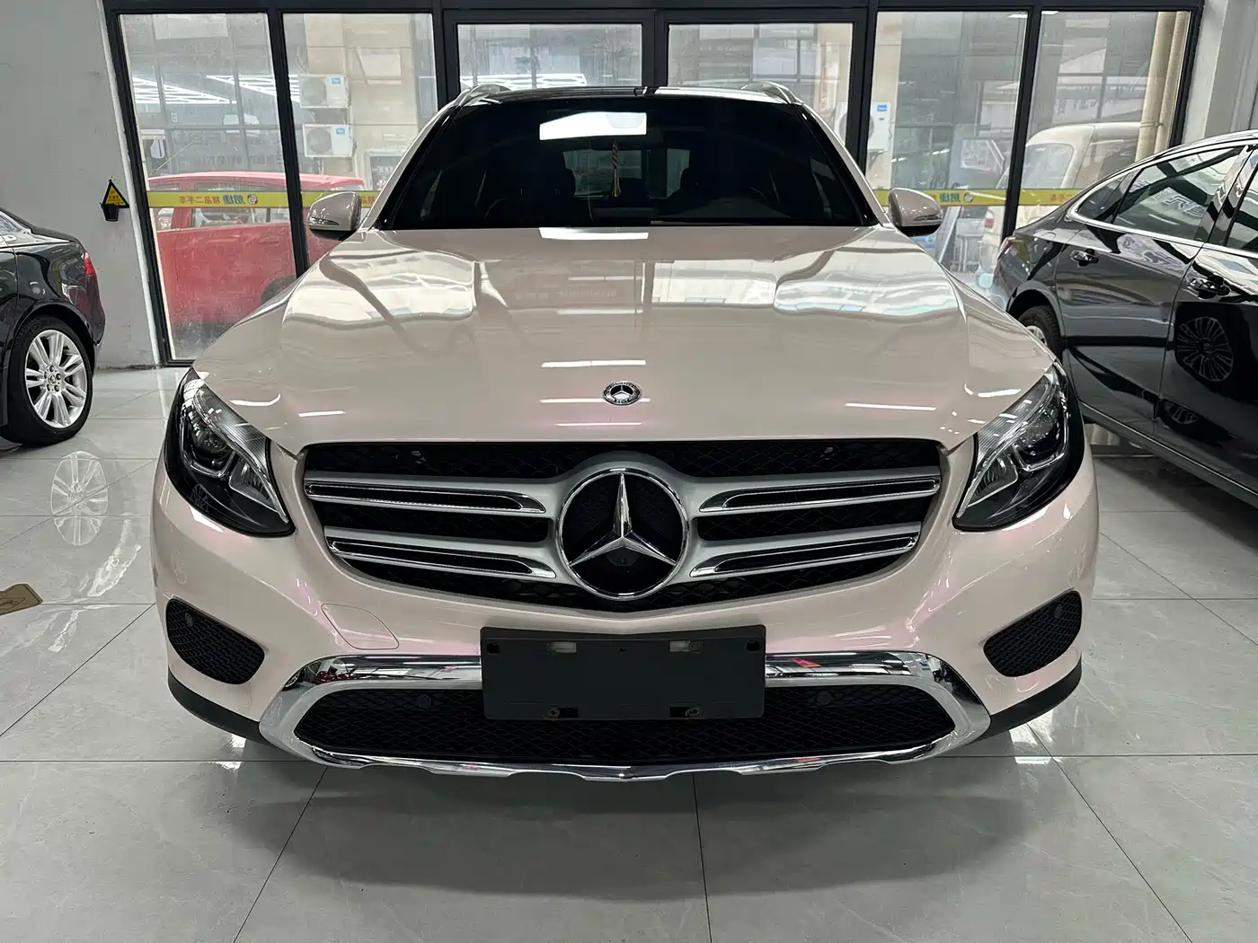 Mercedes-Benz GLC 2018 GLC 200 4MATIC фото 3