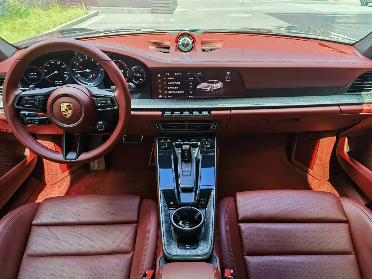 Porsche 911 2023 Carrera 3.0T фото 17