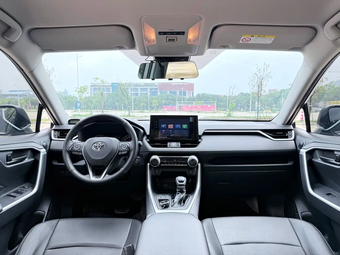 Toyota RAV4 Rongfang 2022 2.0L CVT 2WD Urban Edition фото 10