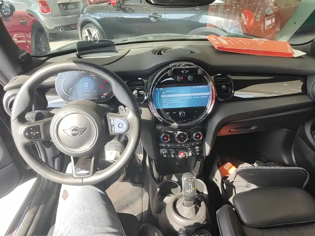 MINI JCW