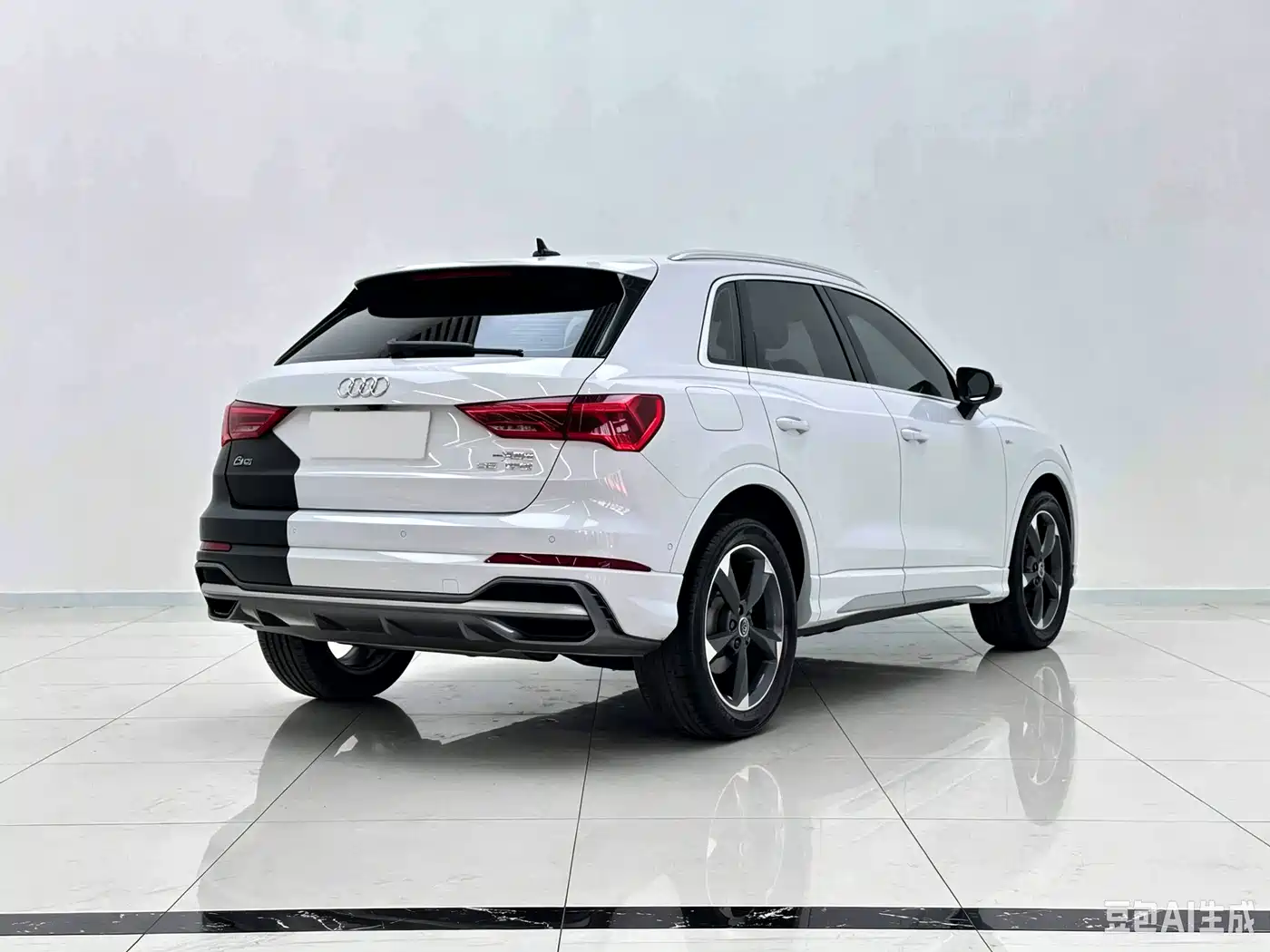 Audi Q3 2023 2023 35 TFSI Fashion Dynamic Model (1.5T)