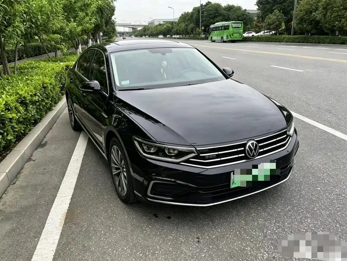 Volkswagen Magotan GTE Plug-in Hybrid 2022 GTE Luxury фото 3