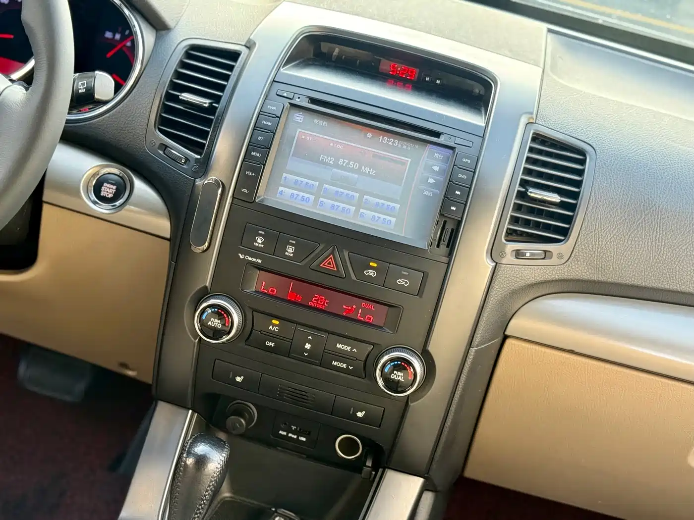 Kia Sorento 2013 2012 2.2T Diesel Luxury Edition