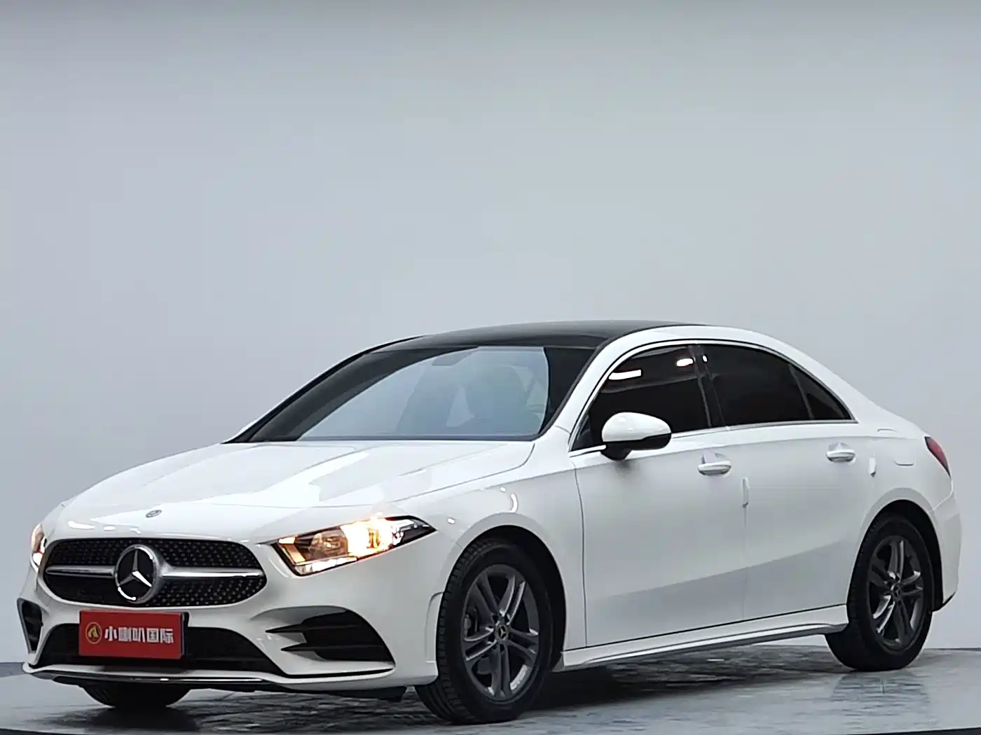 Mercedes-Benz A-Class 2022 A 180 L Sport Sedan фото 2