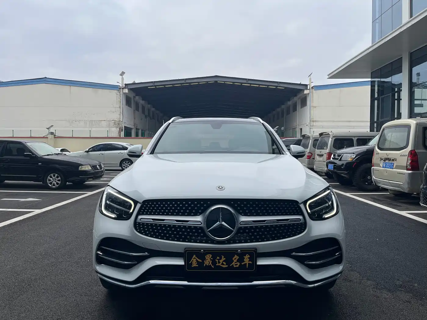Mercedes-Benz GLC 2021 GLC 260 L 4MATIC Luxury фото 2