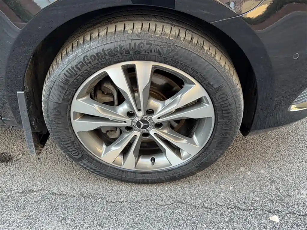 Mercedes-Benz V-Class 2018 V 260 Navigator Edition China VI фото 24