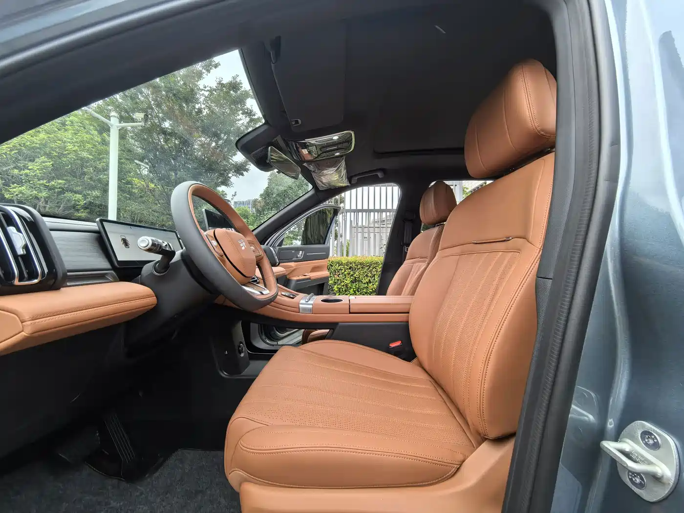 Jetour X70L 2026 2025 Model 1.5T Premium 7-Seater