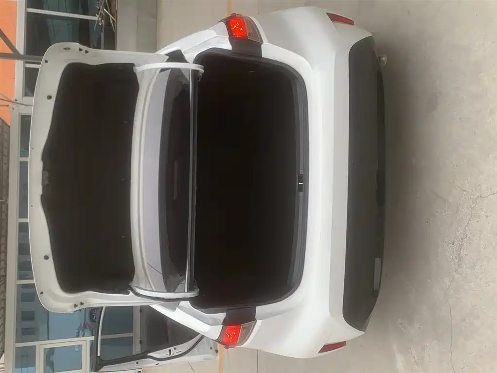 Toyota Levin 2023 Smart Hybrid 1.8L Luxury фото 13