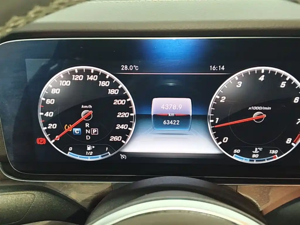 Mercedes-Benz E-Class 2020 Facelift E 300 L Exclusive фото 12