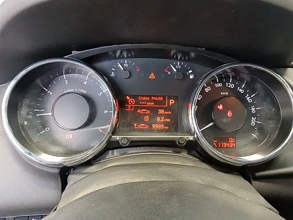 Peugeot 3008 2015 2.0L Automatic Trend Edition фото 12