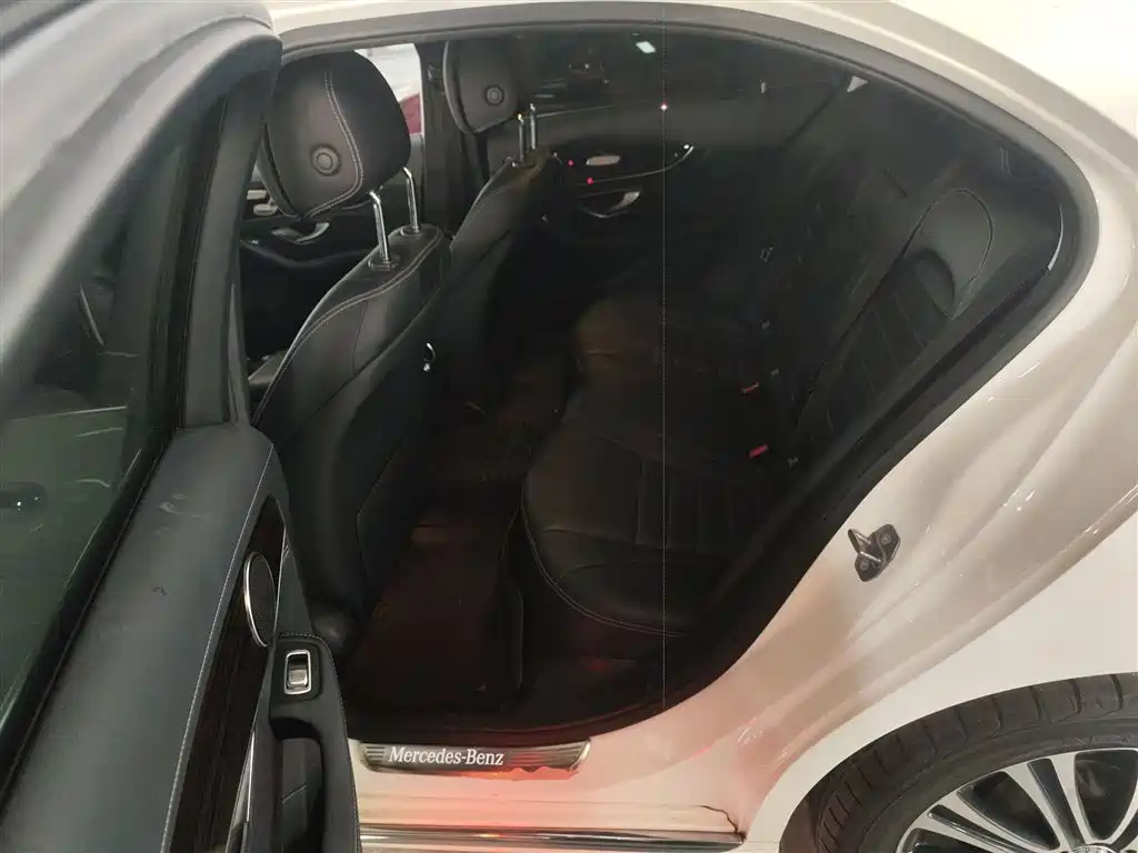 Mercedes-Benz C-Class 2017 Facelift C 200 L фото 14