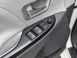 Photo 13 - Toyota Sienna