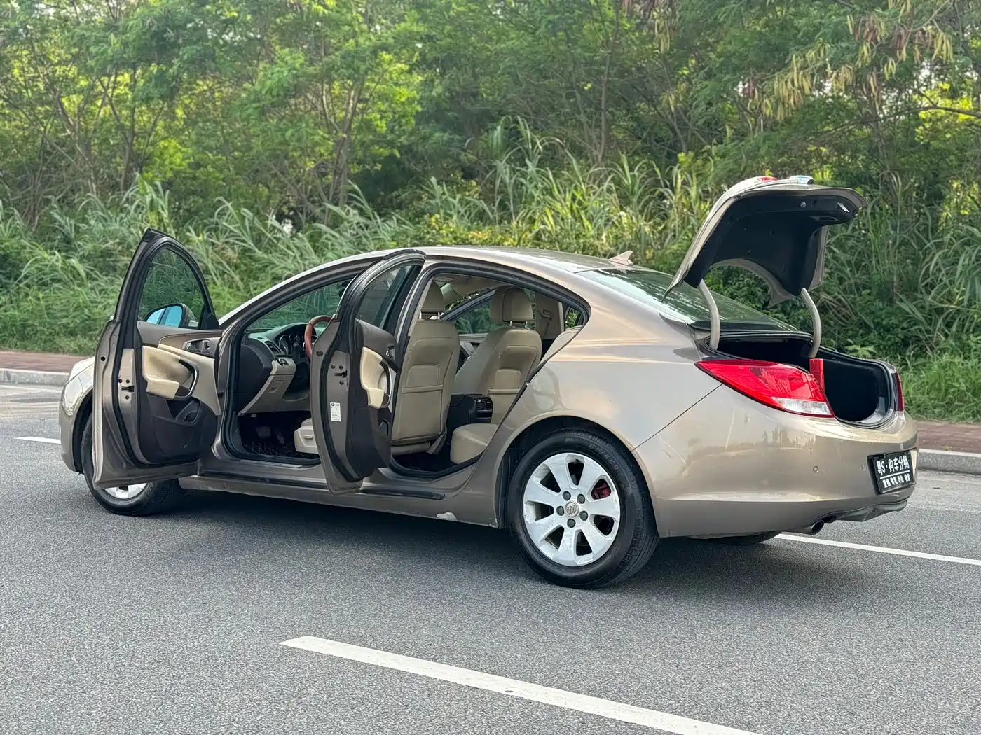 Buick Regal 2012 Model 2.0L Comfort фото 28