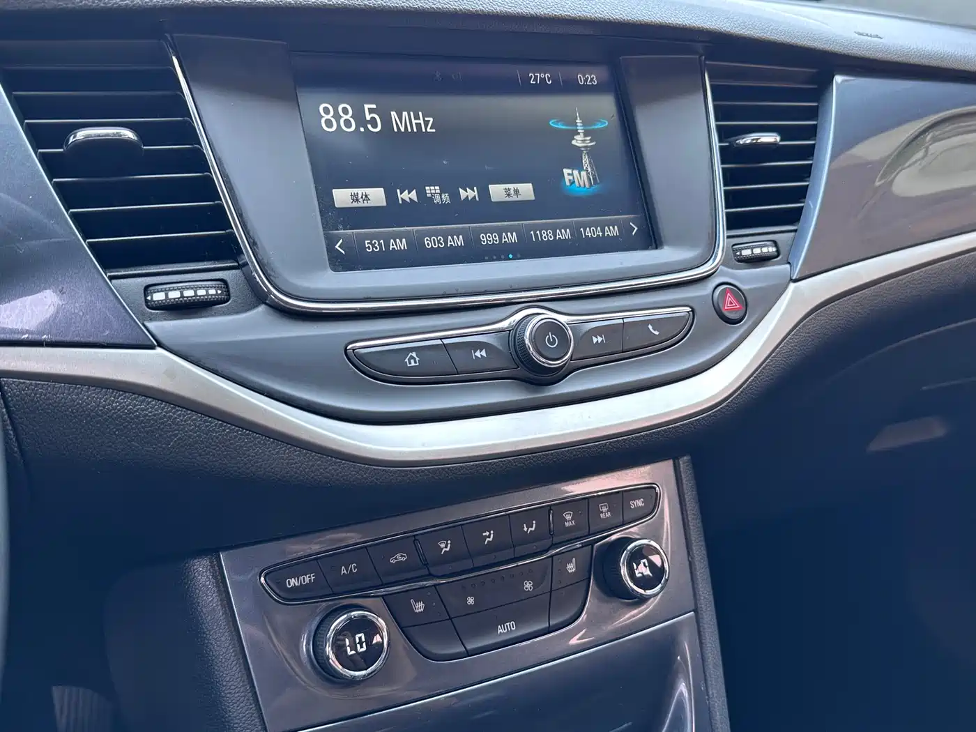 Buick Verano 2016 Hatchback 15S Automatic Leading фото 9