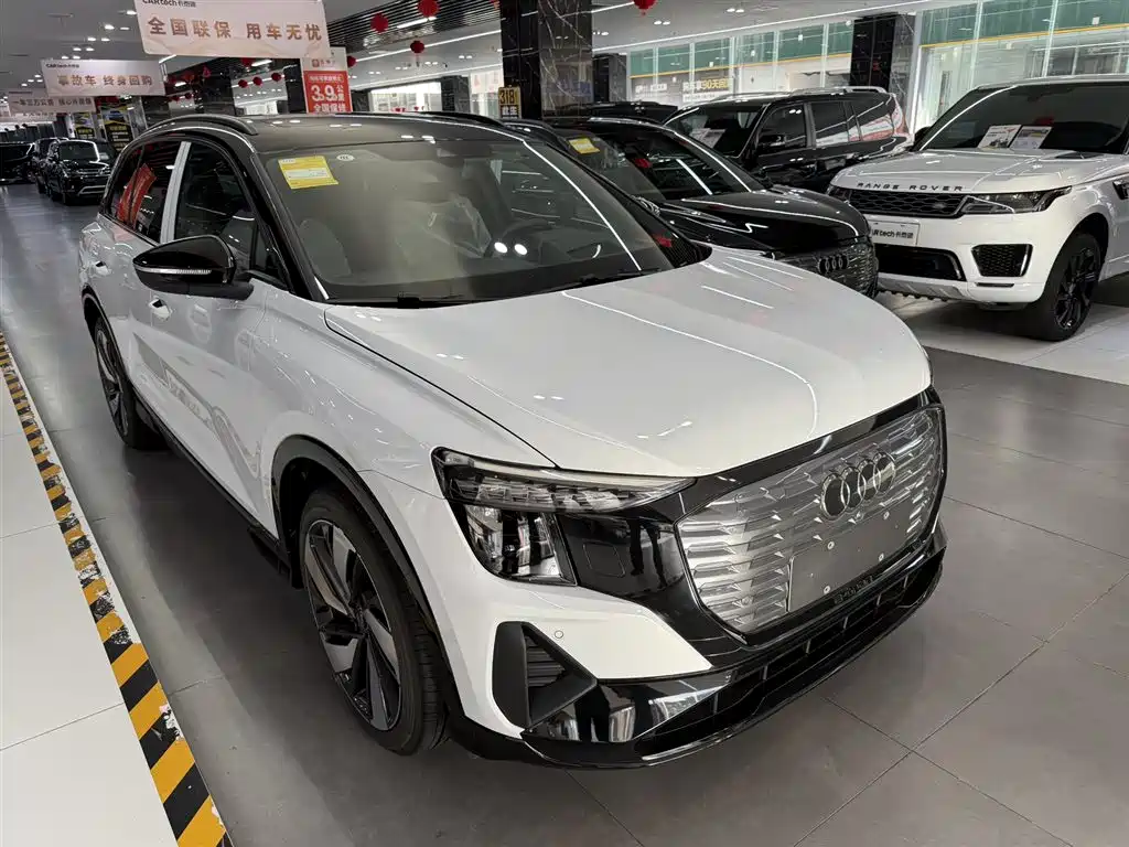 Audi Q5 e-tron 2023 40 e-tron Shining Edition Mecha Package фото 2