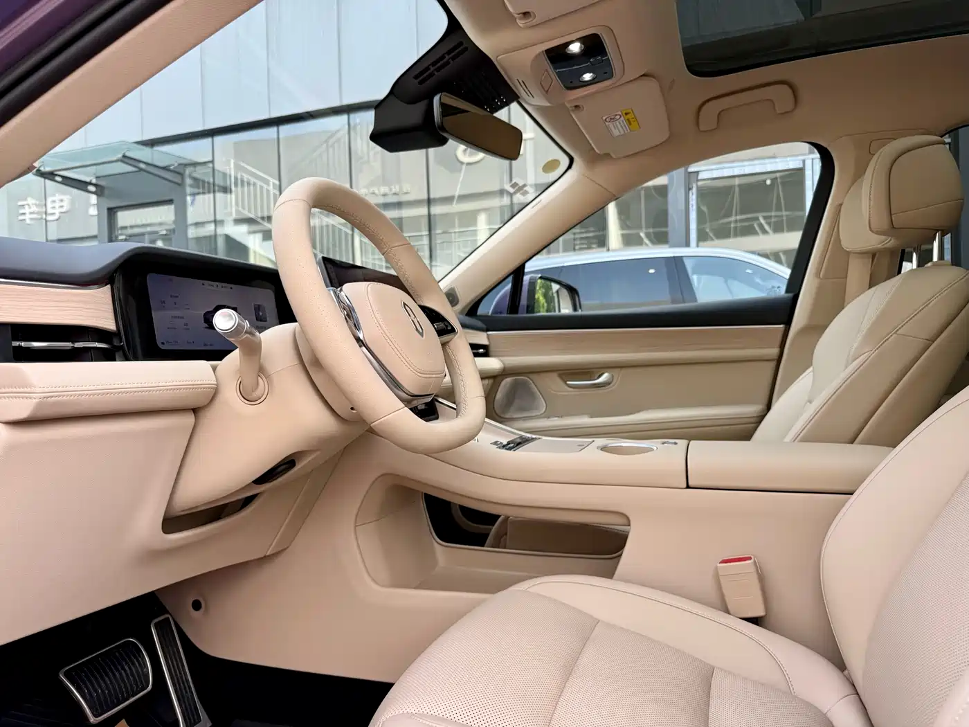 AITO Wenjie AITO M5 2025 Extended Range Ultra AWD фото 6
