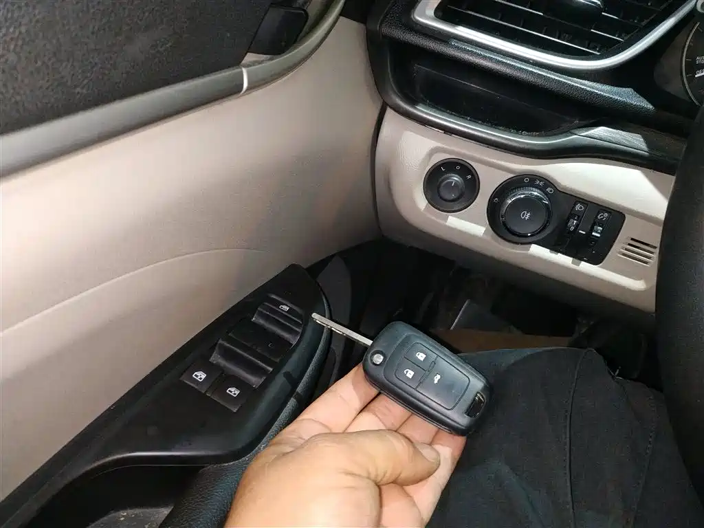 Buick Excelle 2016 15N Automatic Progressive фото 9