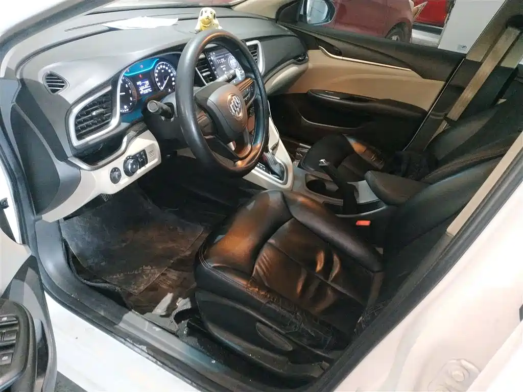 Buick Excelle 2016 15N Automatic Progressive фото 15