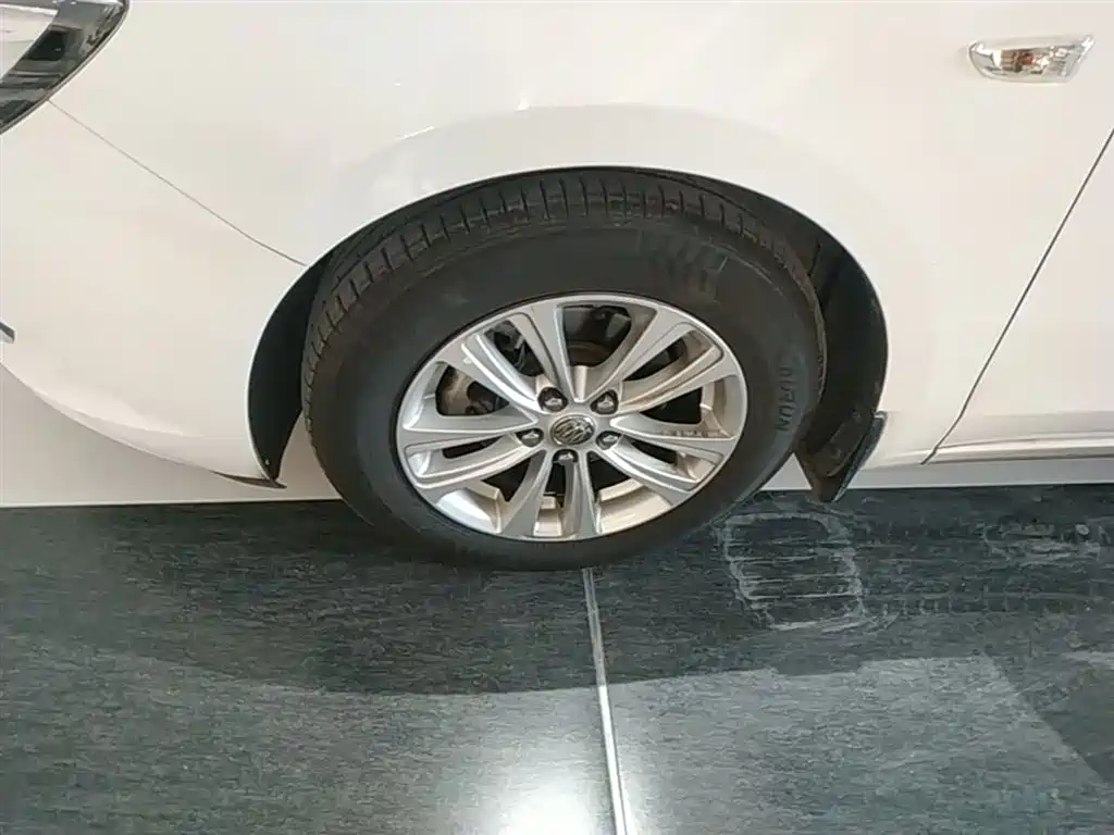 Buick Excelle 2016 15N Automatic Progressive фото 23