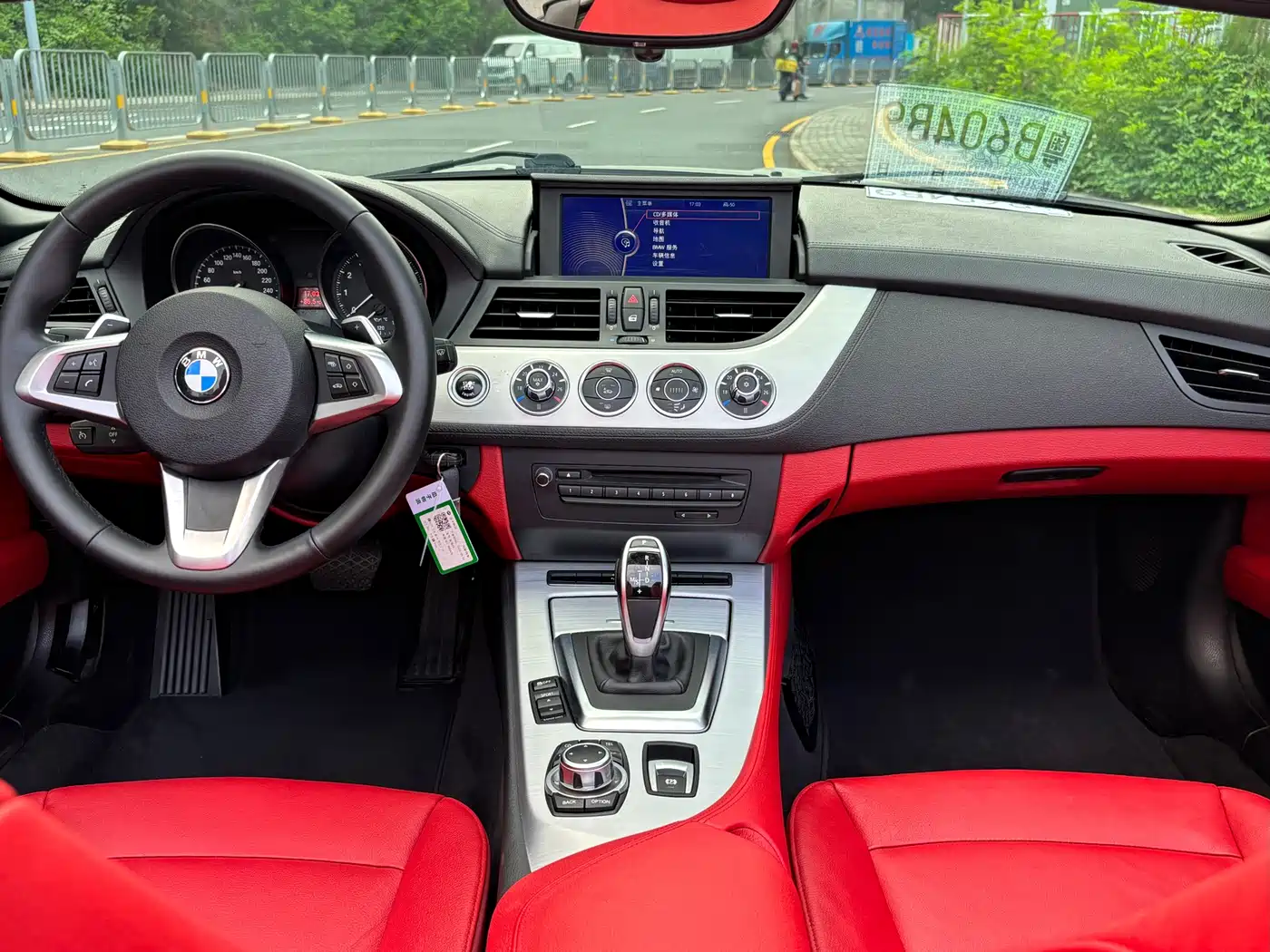 BMW Z4 2013 sDrive20i Leading фото 9
