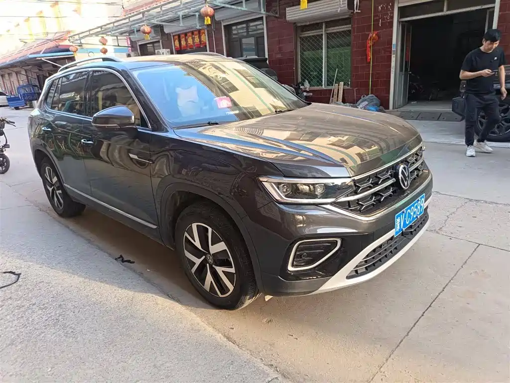 Volkswagen Tayron 2023 280TSI 2WD Luxury Plus Advanced Edition фото 3