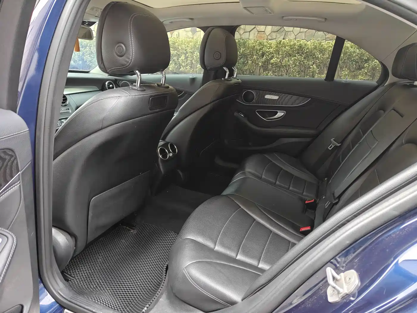 Mercedes-Benz C-Class 2015 Facelift C 200 L Sport фото 5