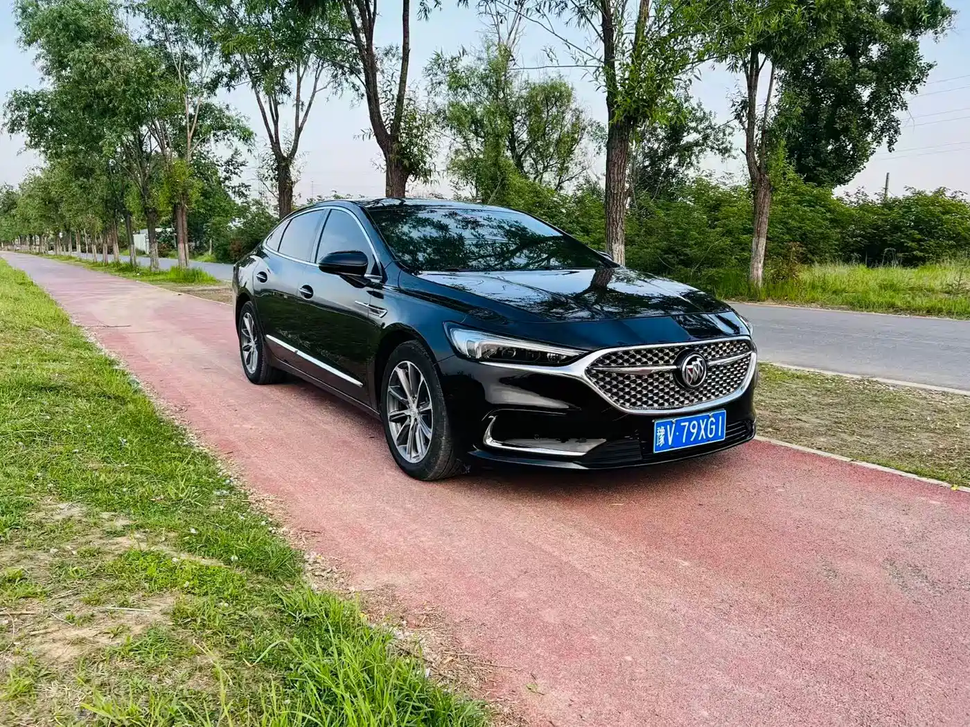 BUICK LACROSSE