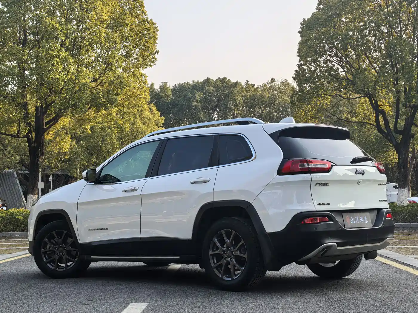 Jeep Cherokee 2021 2020 2.0L 2WD Classic Sport Edition
