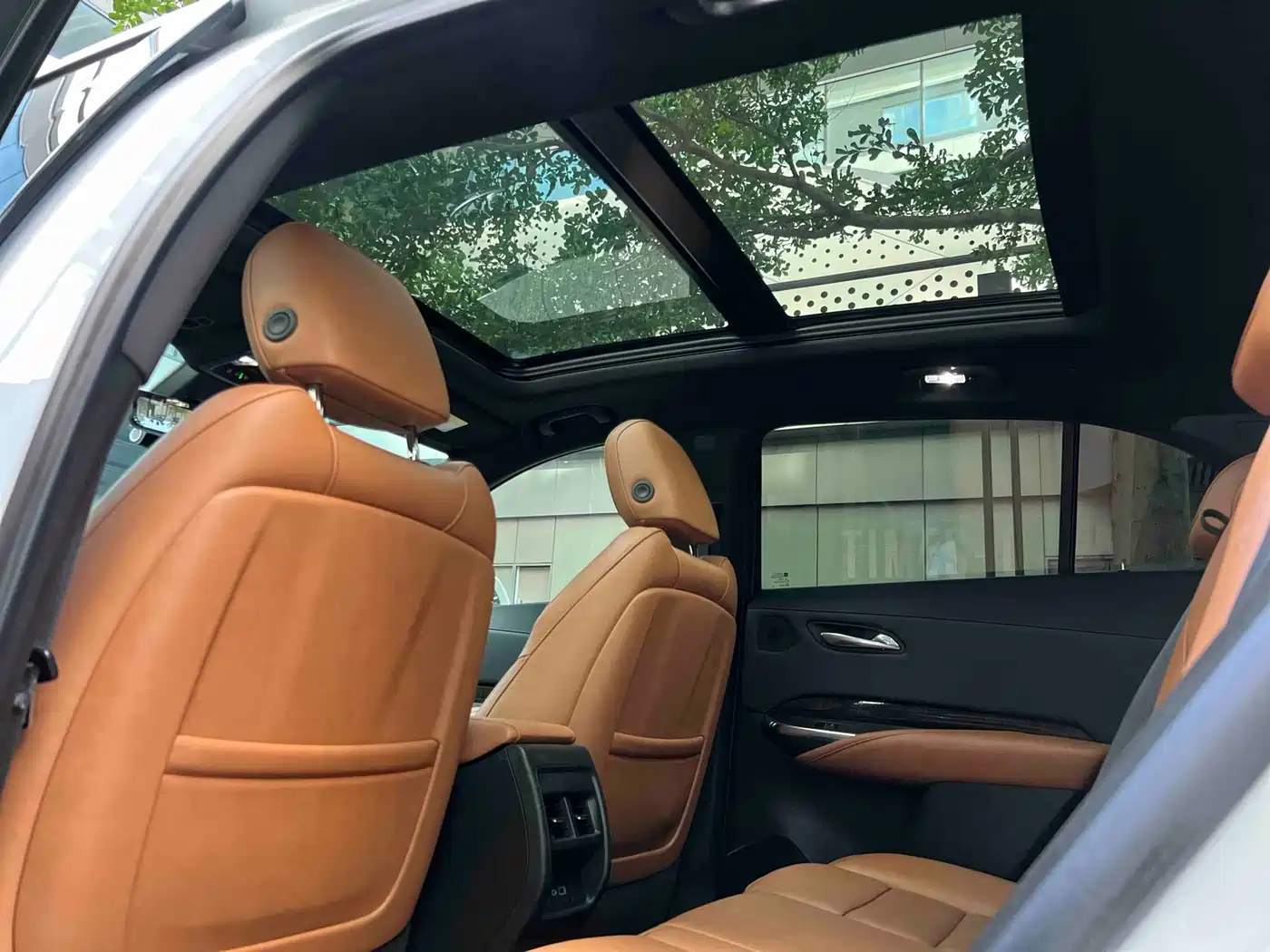CADILLAC XT4