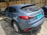 Photo 5 - Mazda CX-4