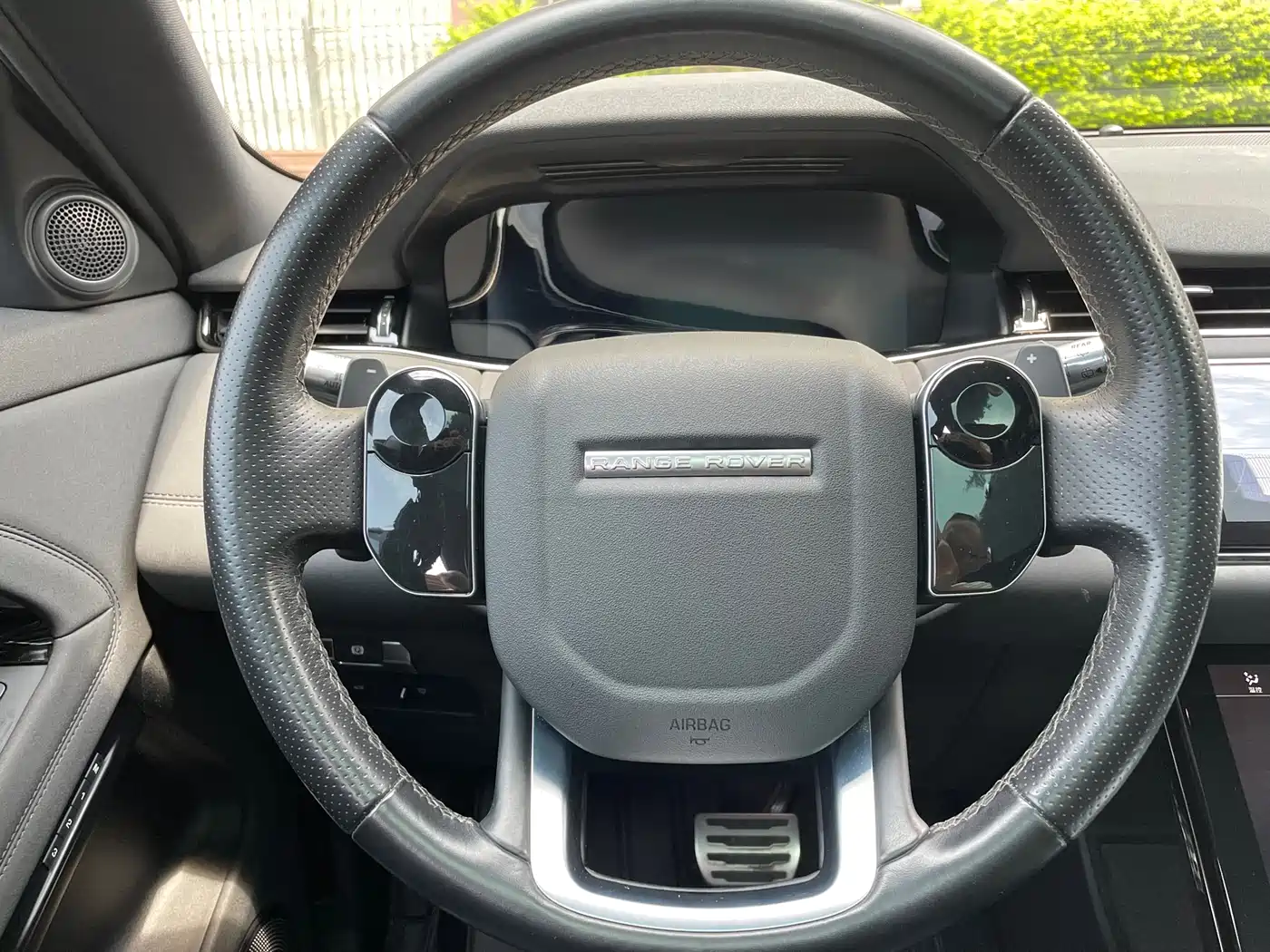 Land Rover Range Rover Evoque 2020 249PS R-DYNAMIC SE Sport Tech Edition фото 19