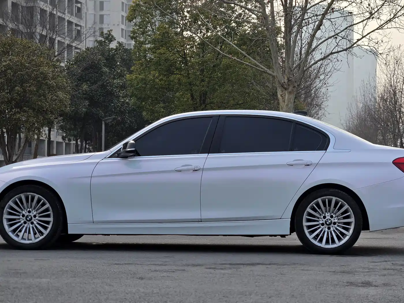 BMW 3 Series 2018 320Li Fashion Style фото 2