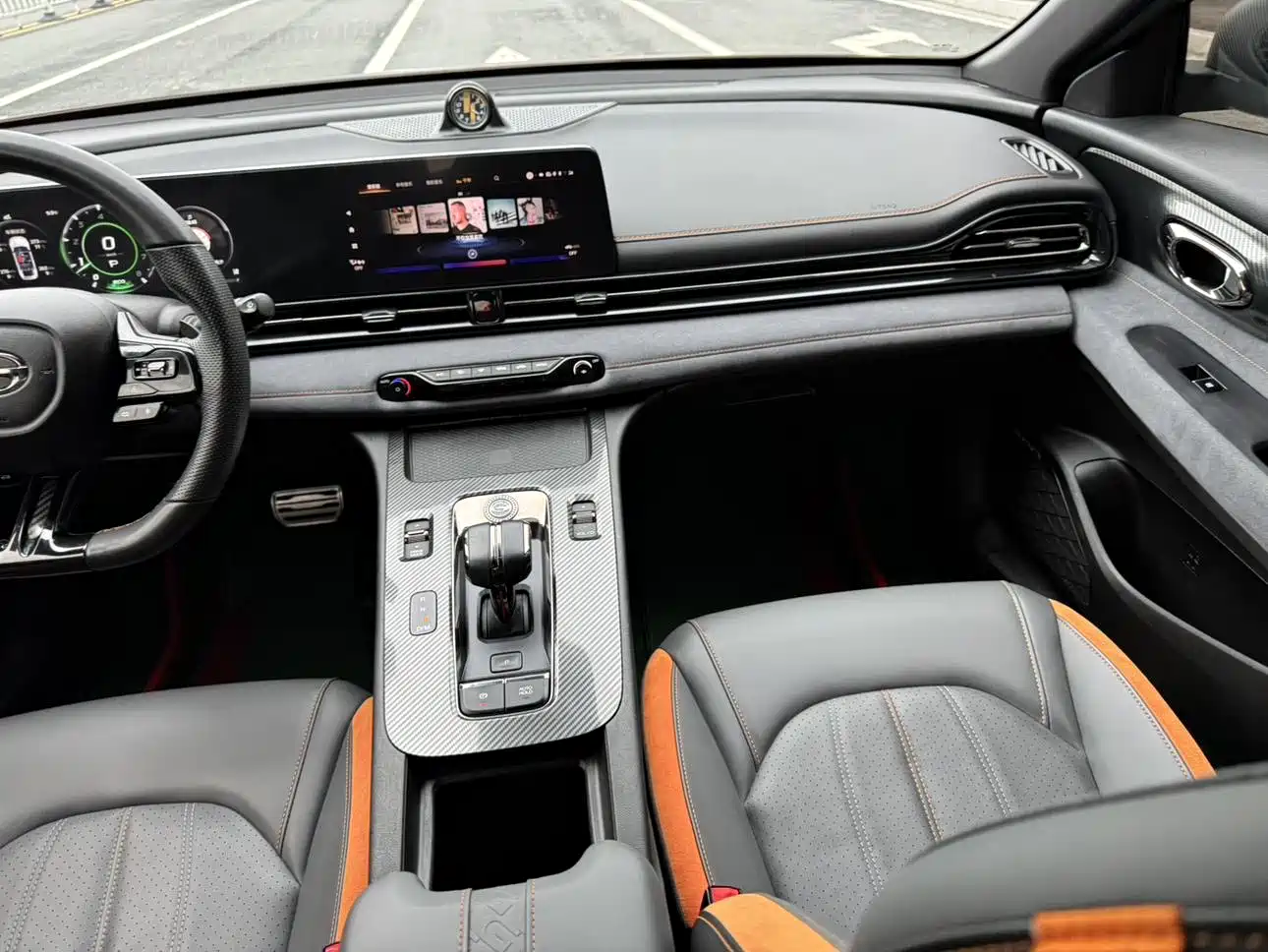 GAC Trumpchi Trumpchi Emkoo 2022 270T DCT J16 R-style Track Edition фото 12