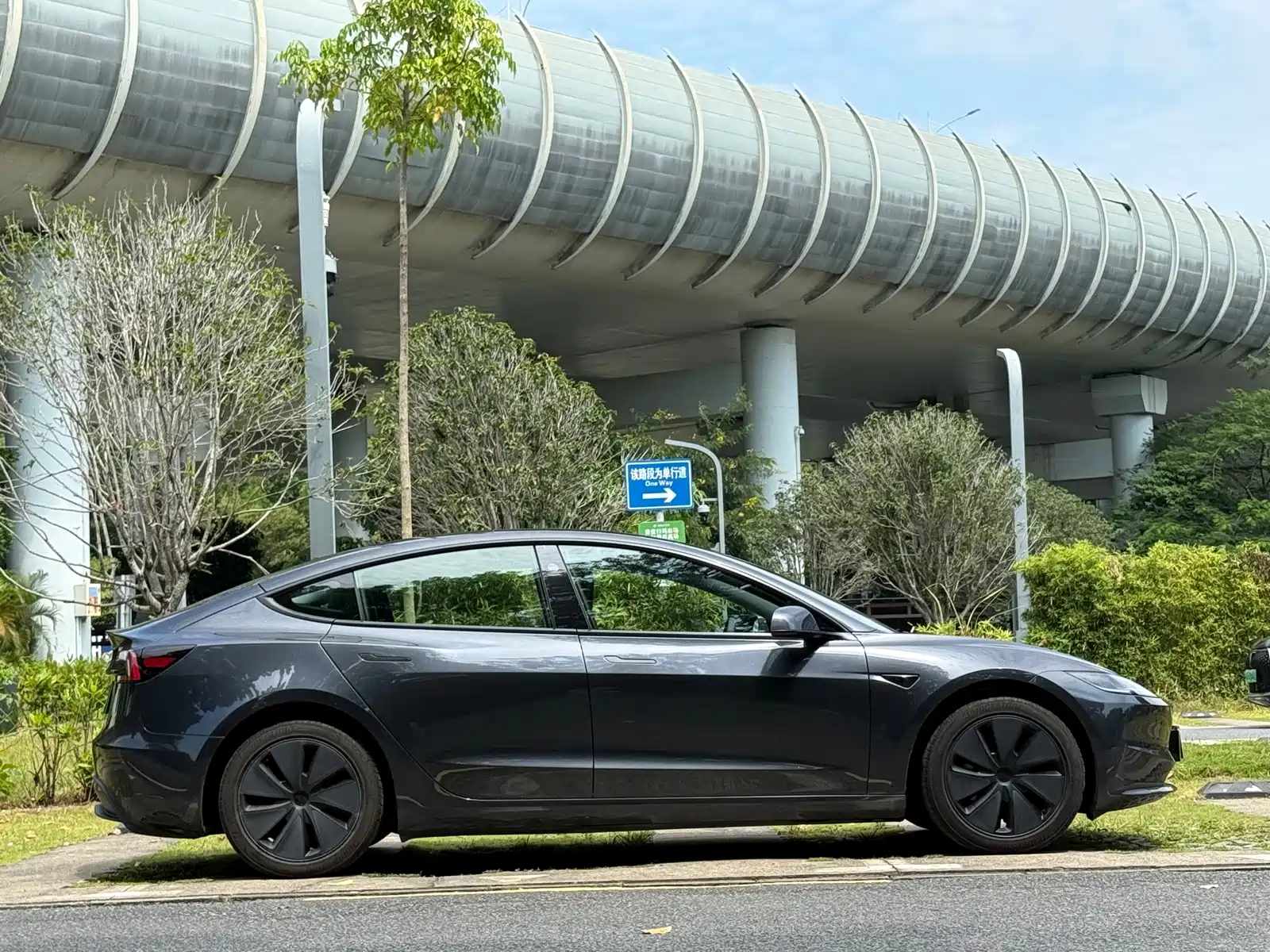 Photo 6 - Tesla Model 3