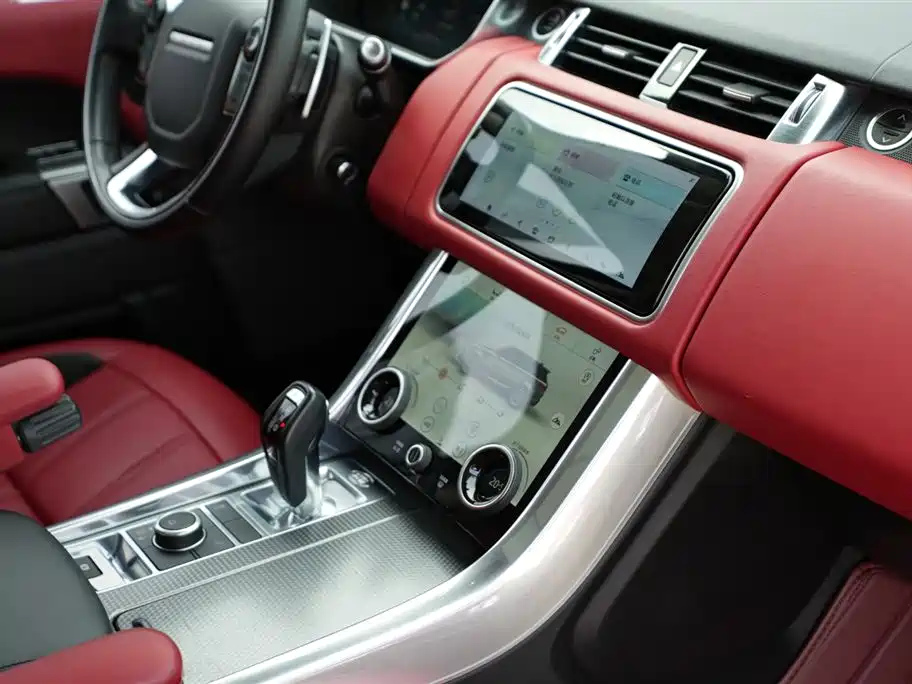 Land Rover Range Rover Sport 2020 3.0 L6 SE фото 17