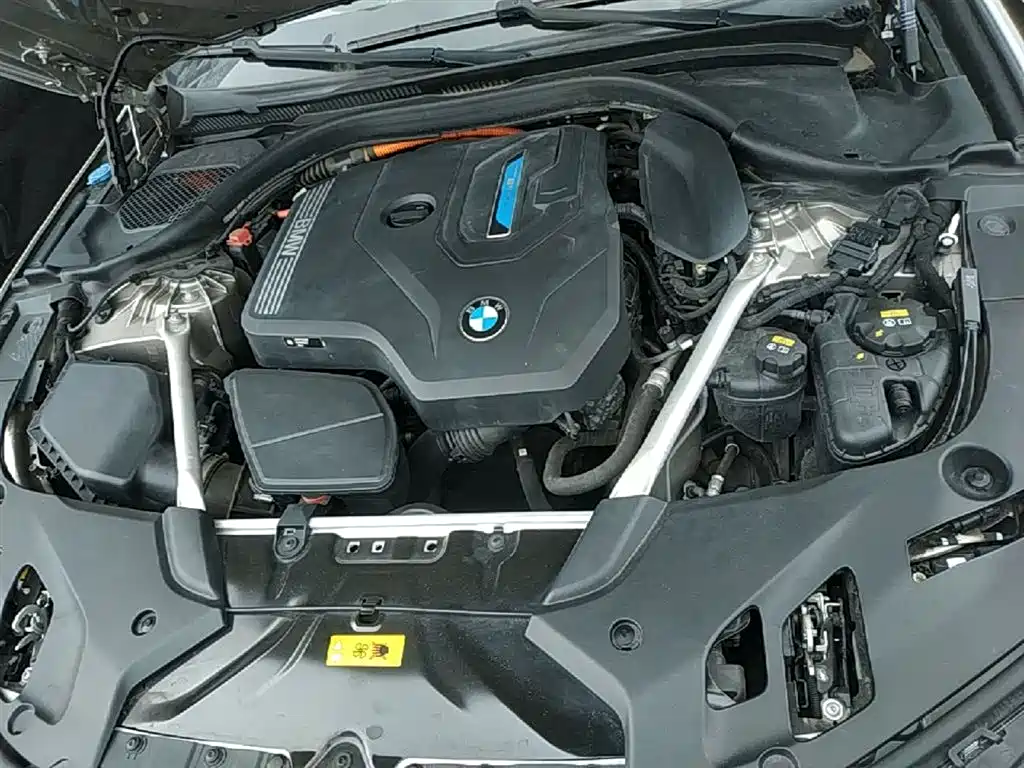 BMW 5 Series New Energy 2021 535Le Pioneer Edition M Sport Package фото 20